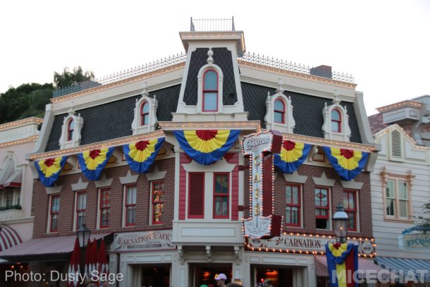 , Disneyland Update – Pirates of the Caribbean Recasts the Redhead as a Pirate Herself