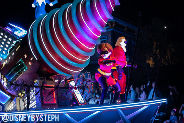 , Disneyland Resort Photo Update: Problems in Paradise