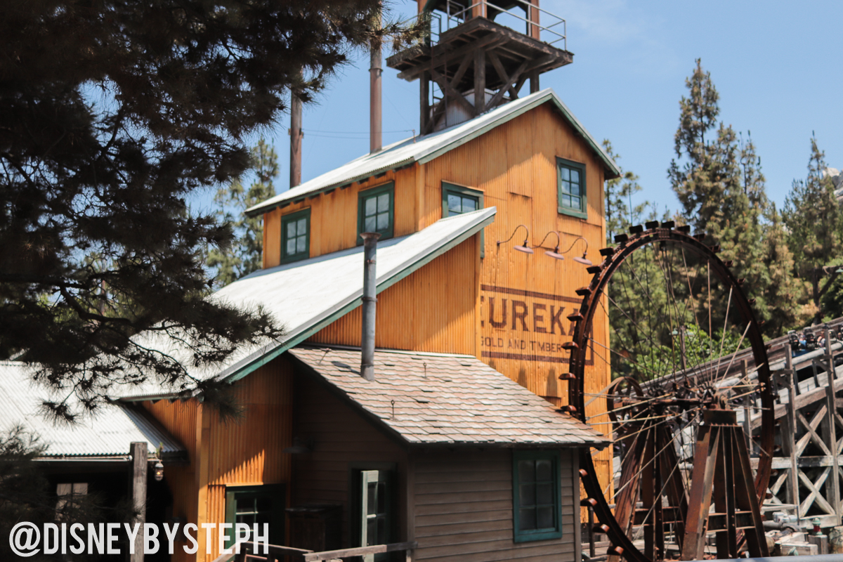 , Celebrating Disneyland’s Birthday with Character – A Disneyland Resort Update