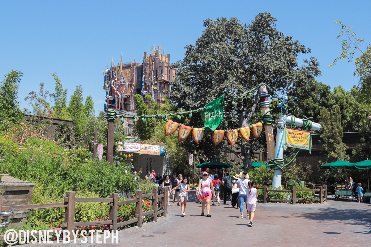 , Celebrating Disneyland&#8217;s Birthday with Character &#8211; A Disneyland Resort Update