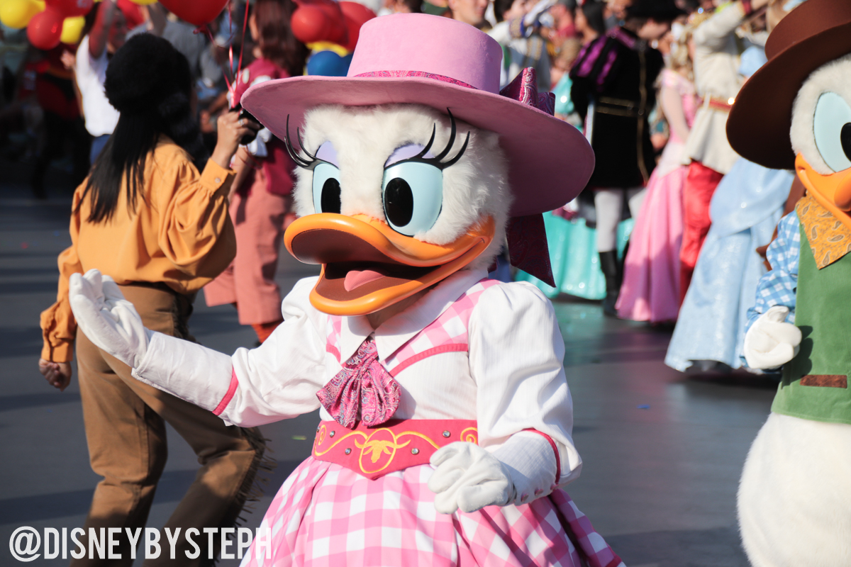 , Celebrating Disneyland’s Birthday with Character – A Disneyland Resort Update