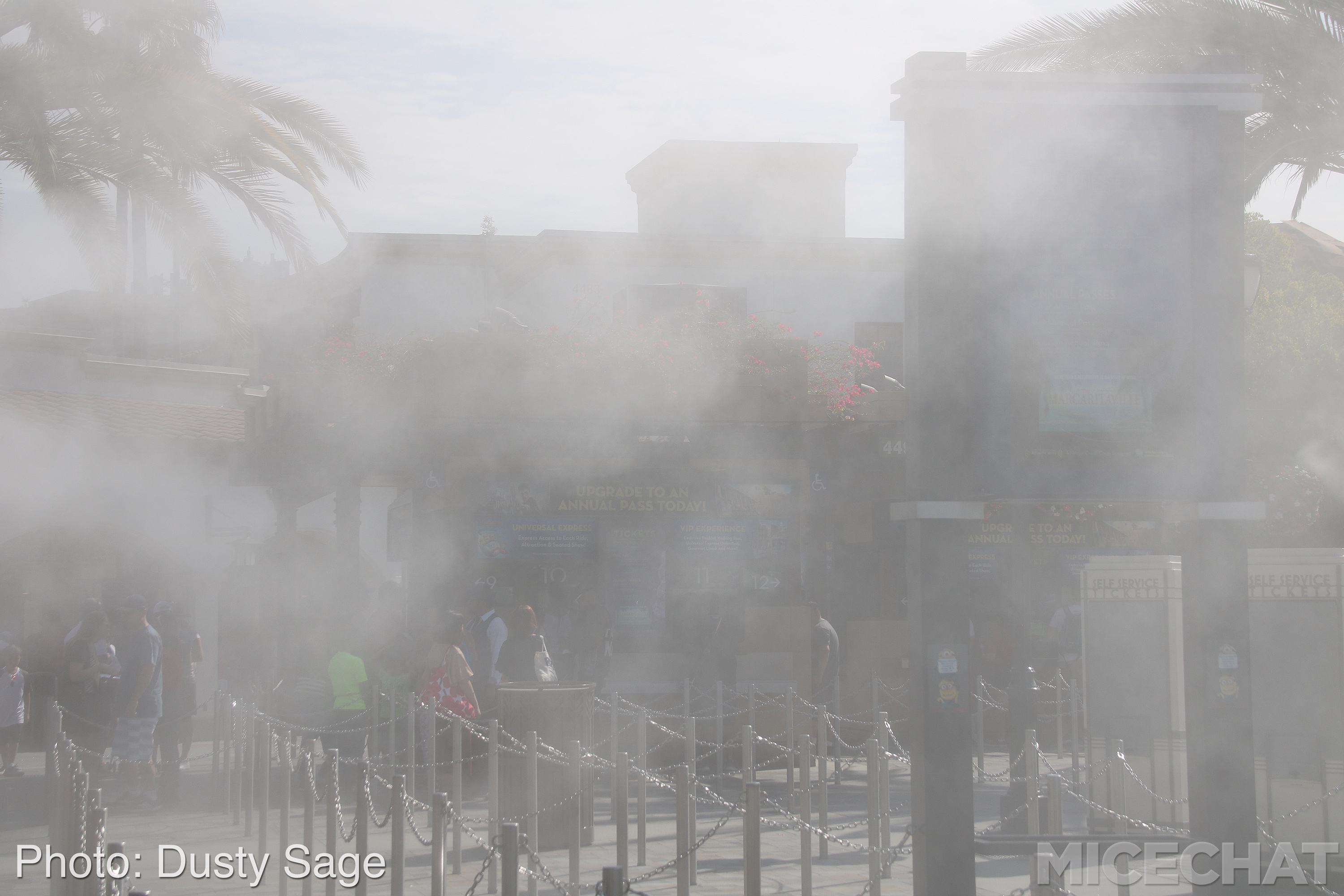 , Universal Studios Hollywood – Wizarding World Casts New Spells