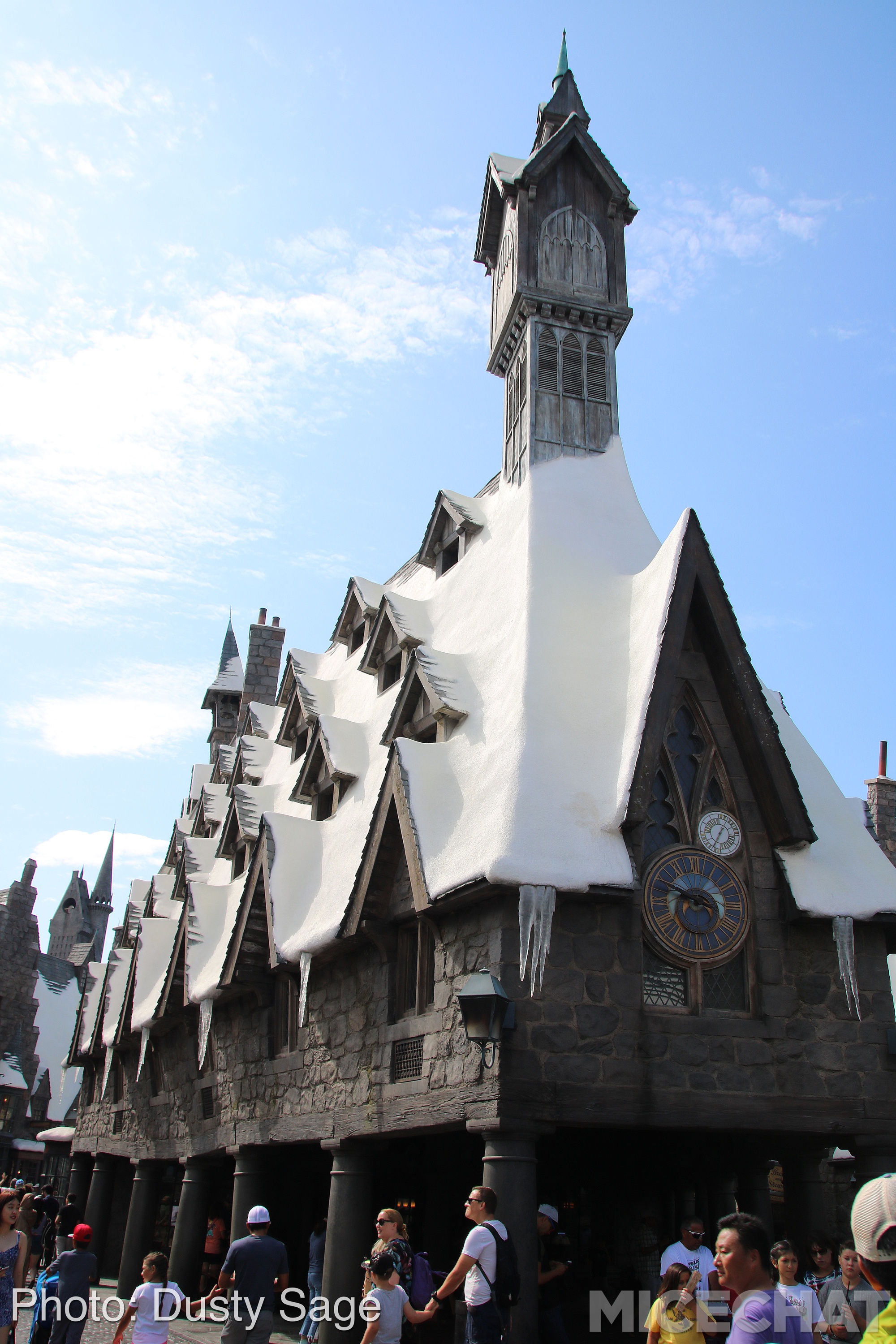 , Universal Studios Hollywood – Wizarding World Casts New Spells