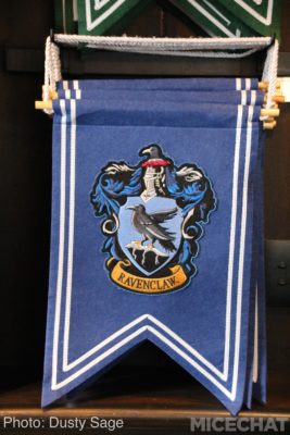 , Universal Studios Hollywood – Wizarding World Casts New Spells