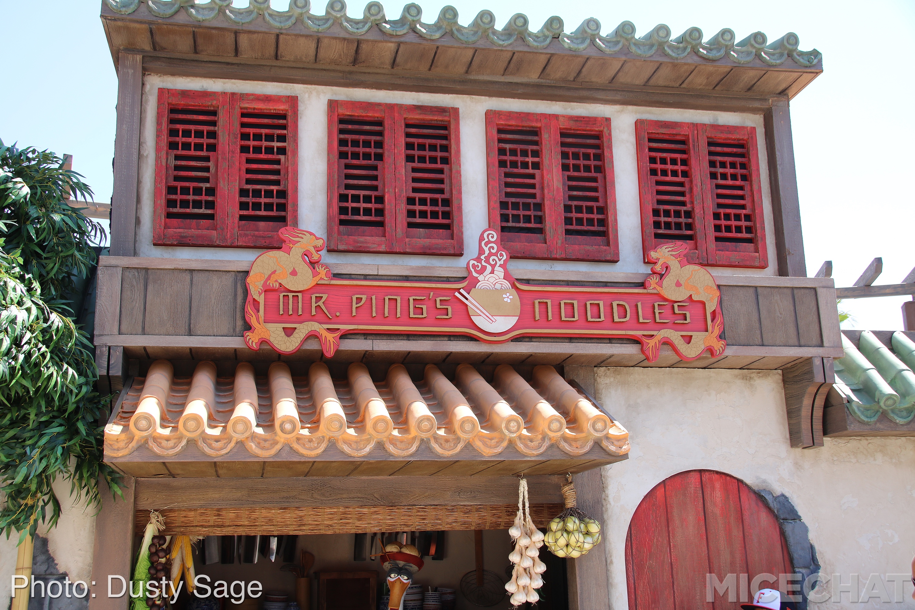 , Universal Studios Hollywood – Wizarding World Casts New Spells
