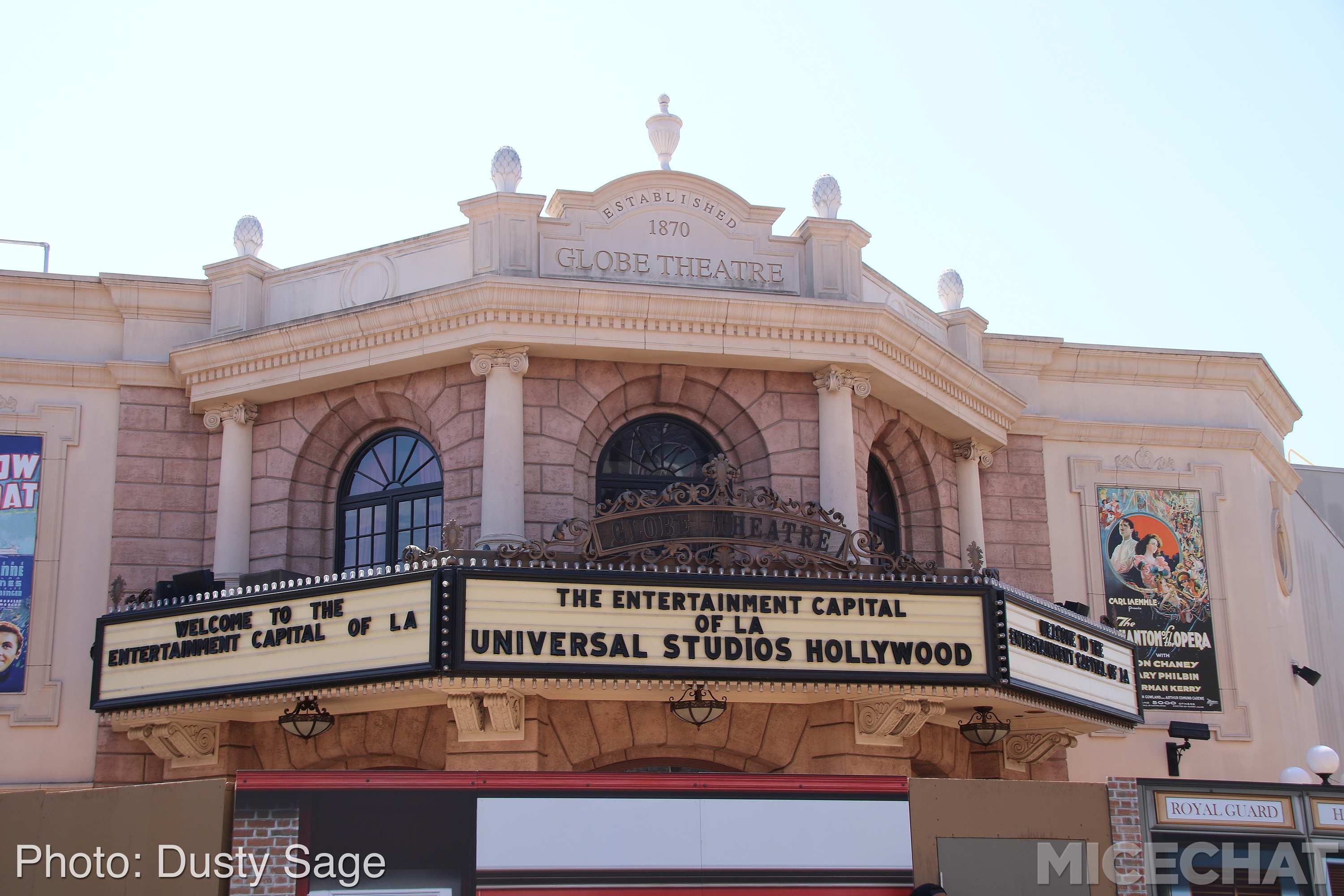 , Universal Studios Hollywood – Wizarding World Casts New Spells