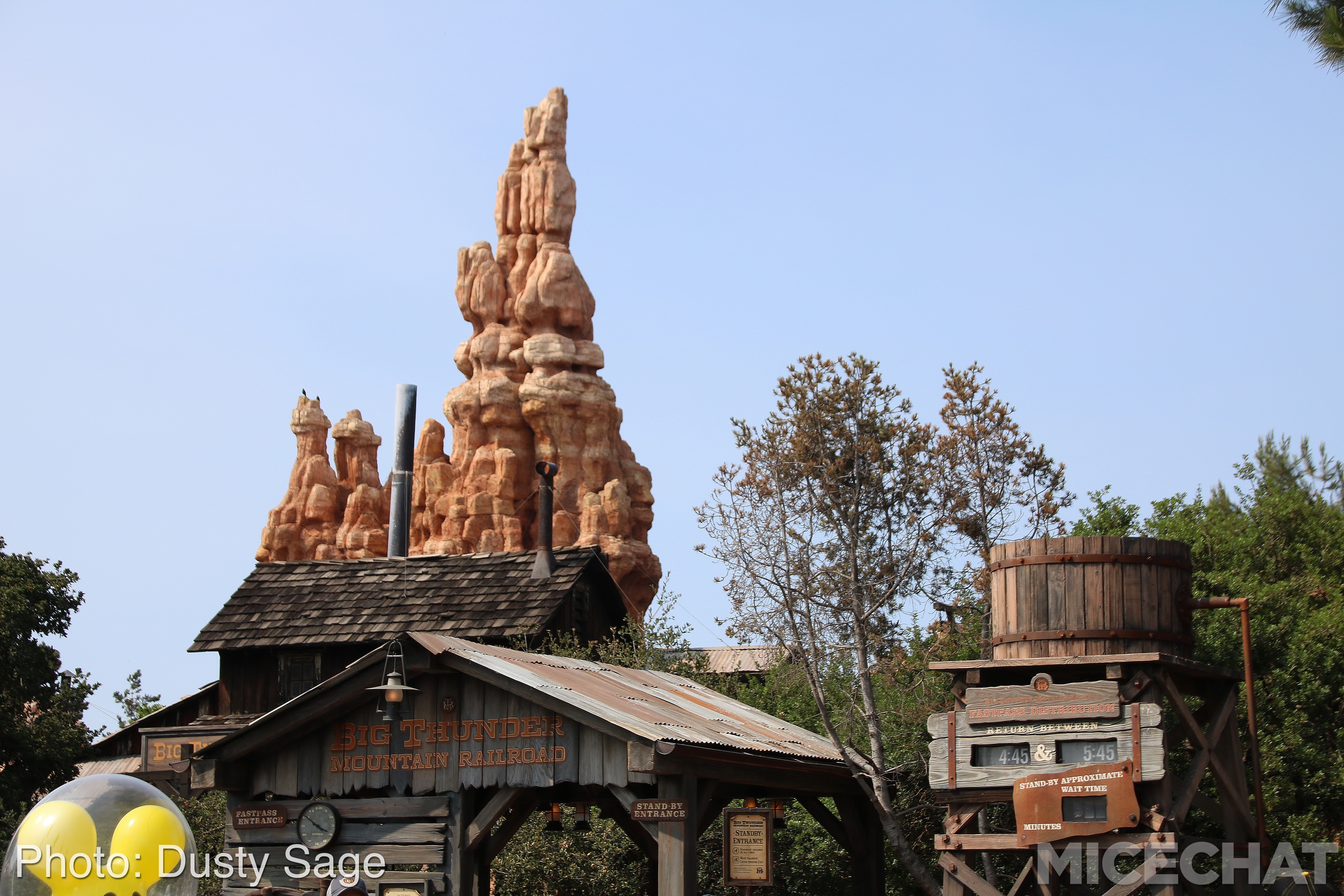 , Disneyland Update &#8211; Star Wars, Tiki &#038; Castle Crumbles