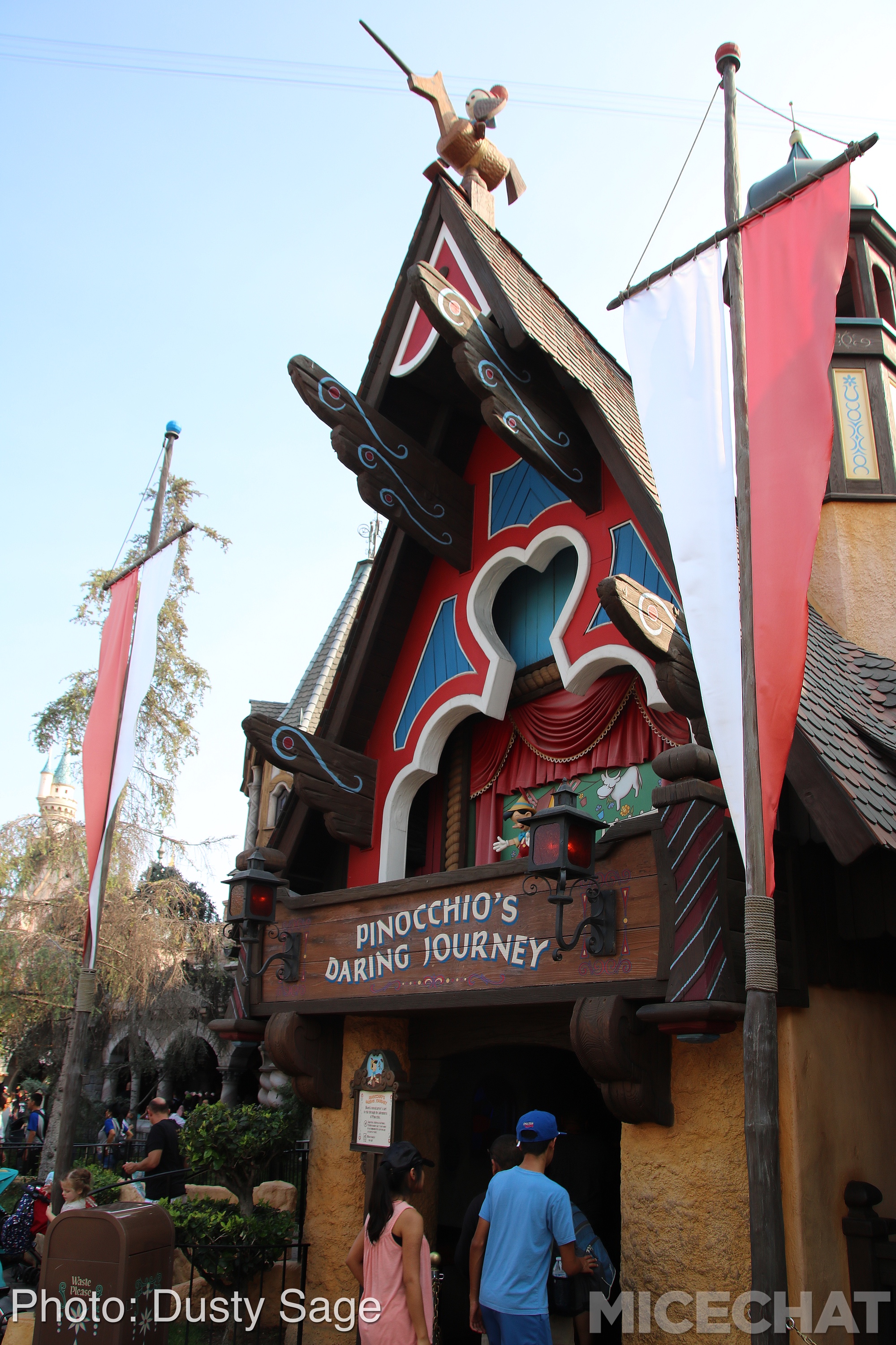 , Disneyland Update &#8211; Star Wars, Tiki &#038; Castle Crumbles