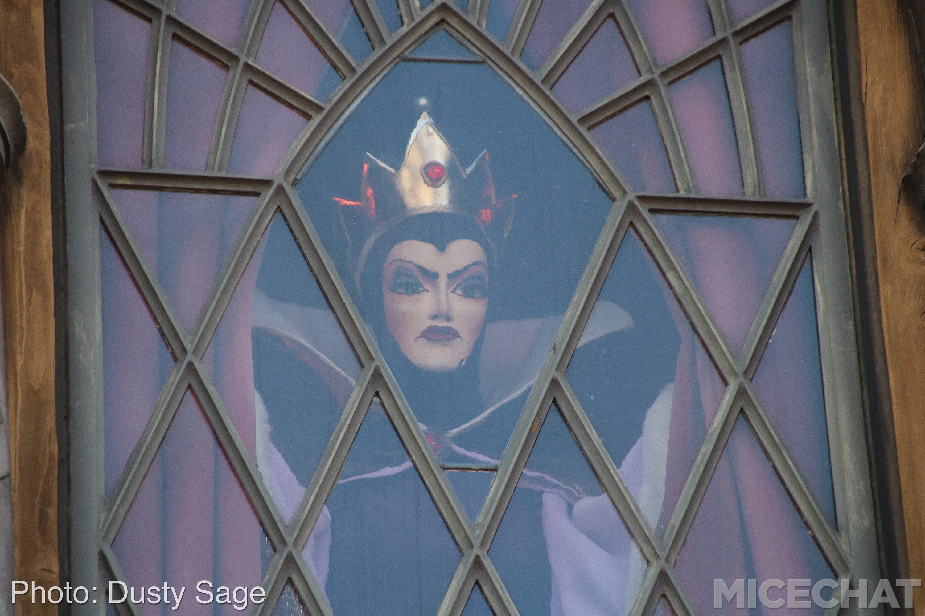 , Disneyland Update – Star Wars, Tiki & Castle Crumbles