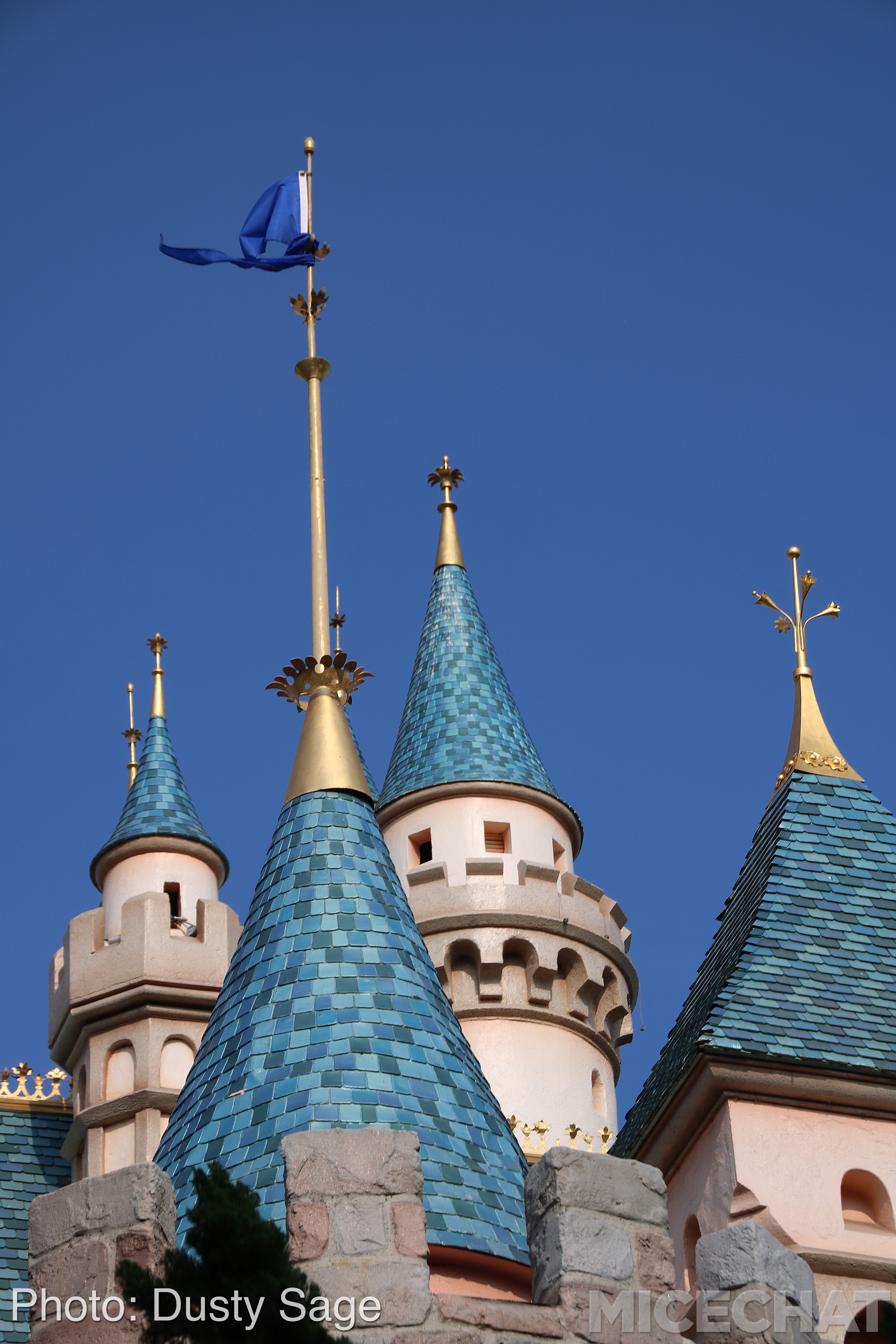 , Disneyland Update – Star Wars, Tiki & Castle Crumbles