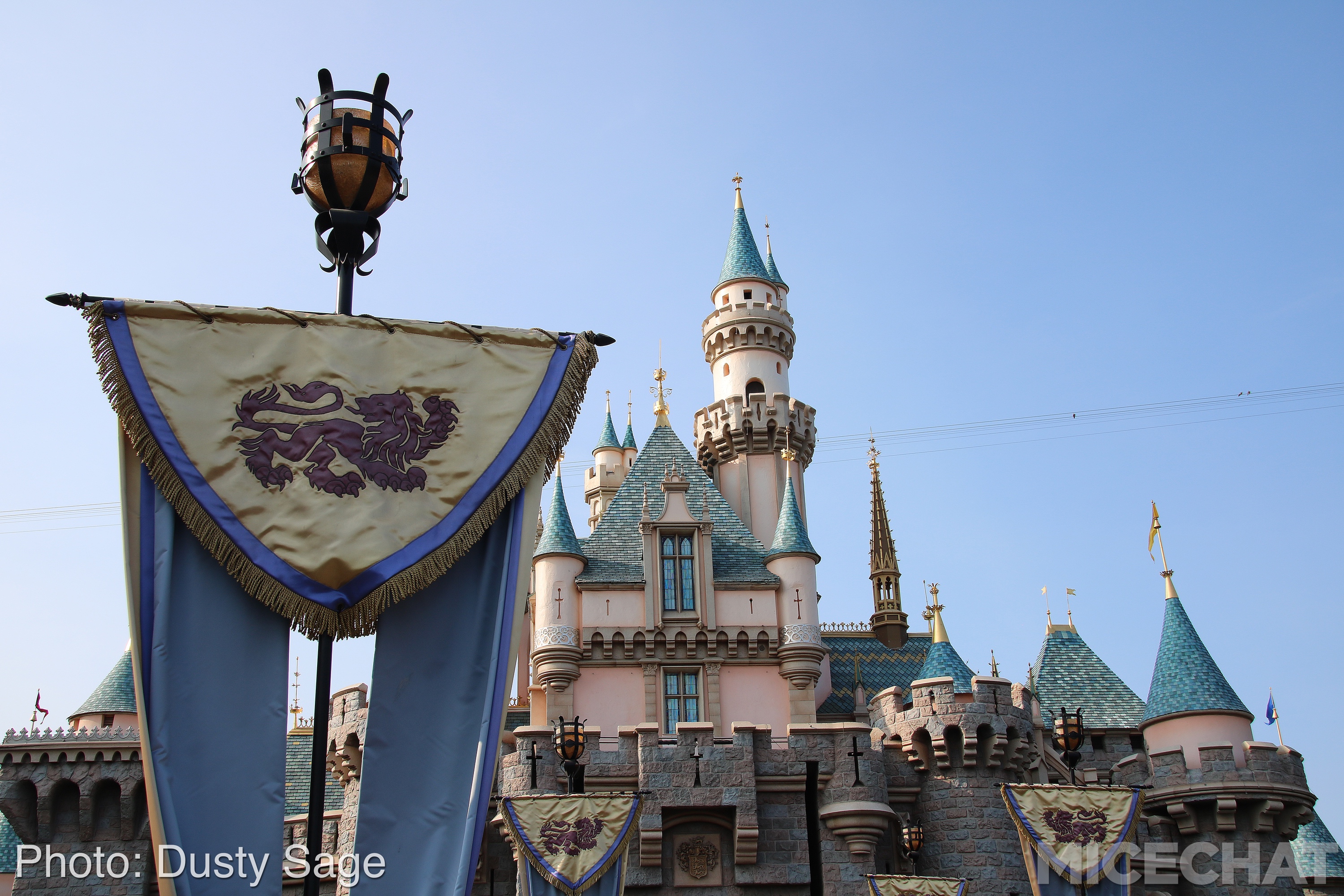 , Disneyland Update – Star Wars, Tiki & Castle Crumbles