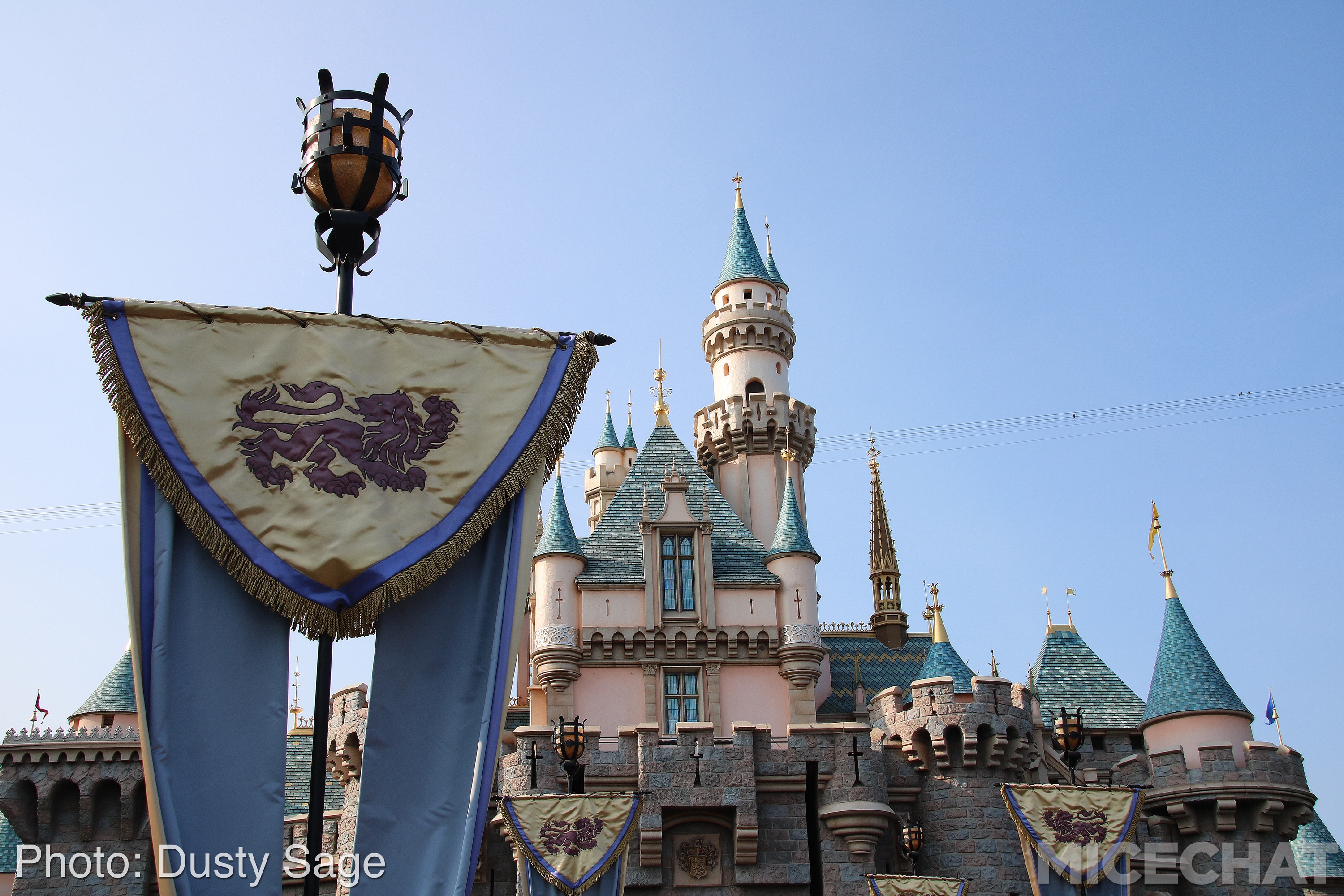 , Disneyland Update &#8211; Star Wars, Tiki &#038; Castle Crumbles