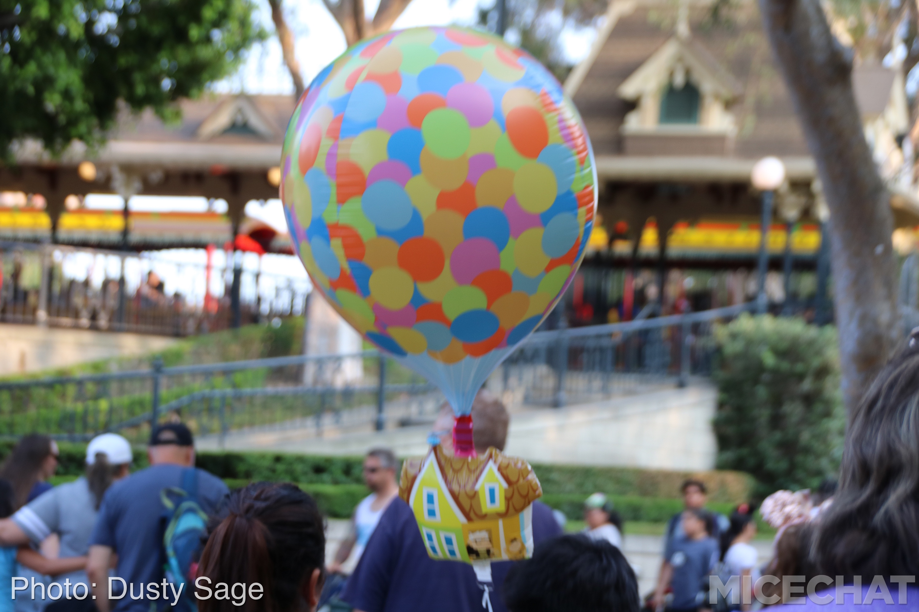 , Disneyland Update – Star Wars, Tiki & Castle Crumbles