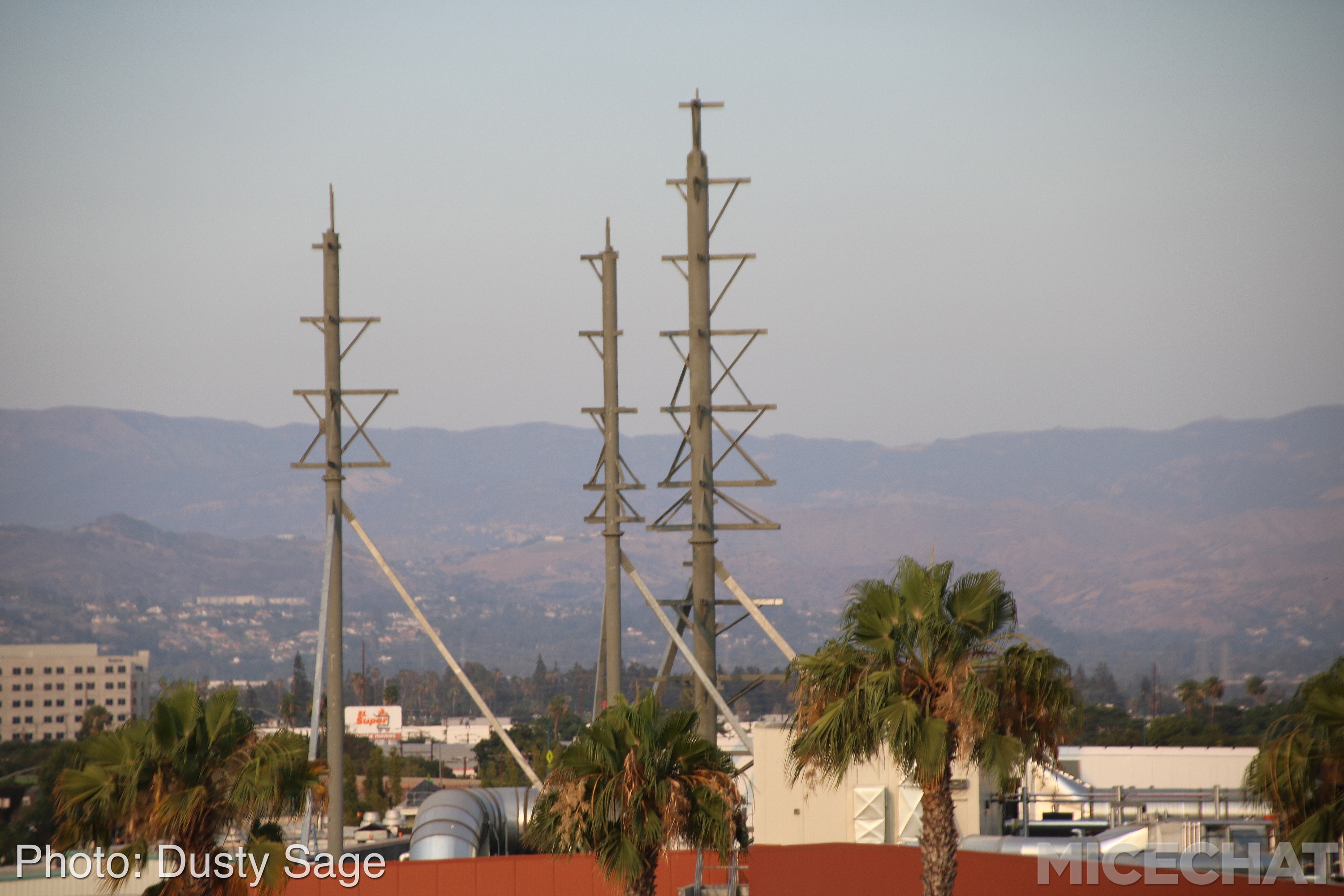, Disneyland Update – Star Wars, Tiki & Castle Crumbles