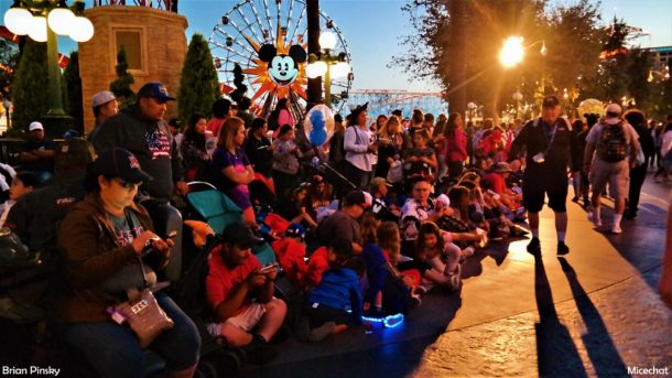 , Disneyland Resort Photo Update: Problems in Paradise