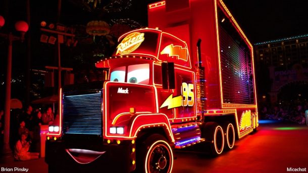 , Disneyland Resort Photo Update: Problems in Paradise
