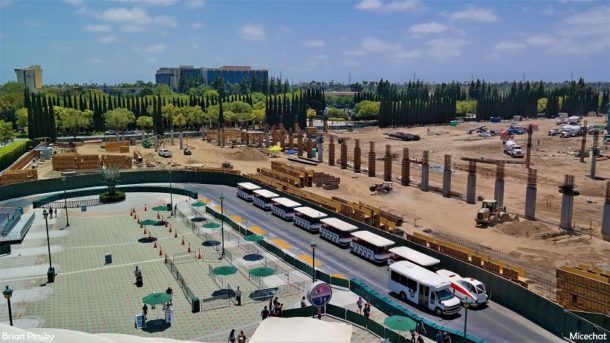 , Disneyland Resort Photo Update: Problems in Paradise