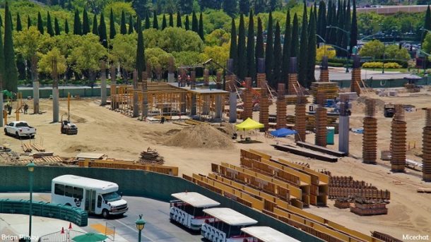 , Disneyland Resort Photo Update: Problems in Paradise