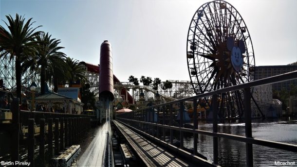 , Disneyland Resort Photo Update: Problems in Paradise