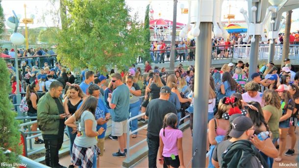 , Disneyland Resort Photo Update: Problems in Paradise