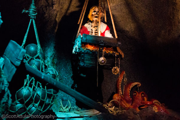 , Disneyland Photo Update: If We Can’t Fix It . . .