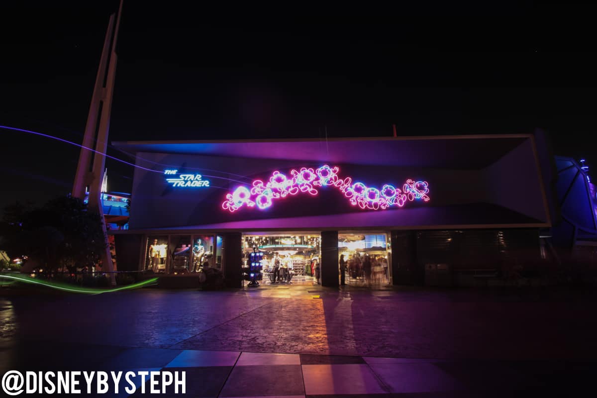 , Disneyland Update – A Million Little Pieces