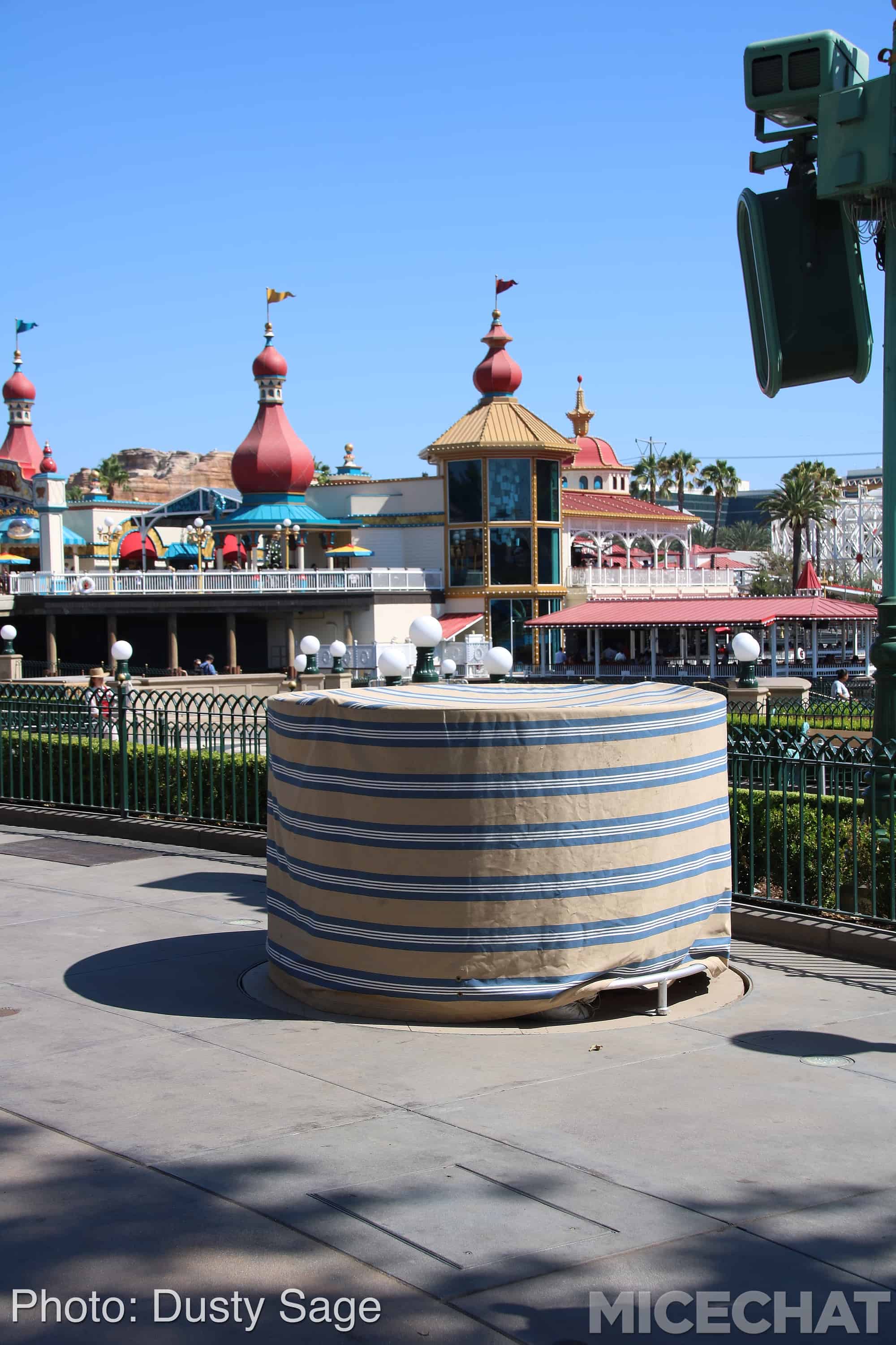 , Disneyland Resort Update &#8211; They&#8217;ve Come To Suck Your Blood