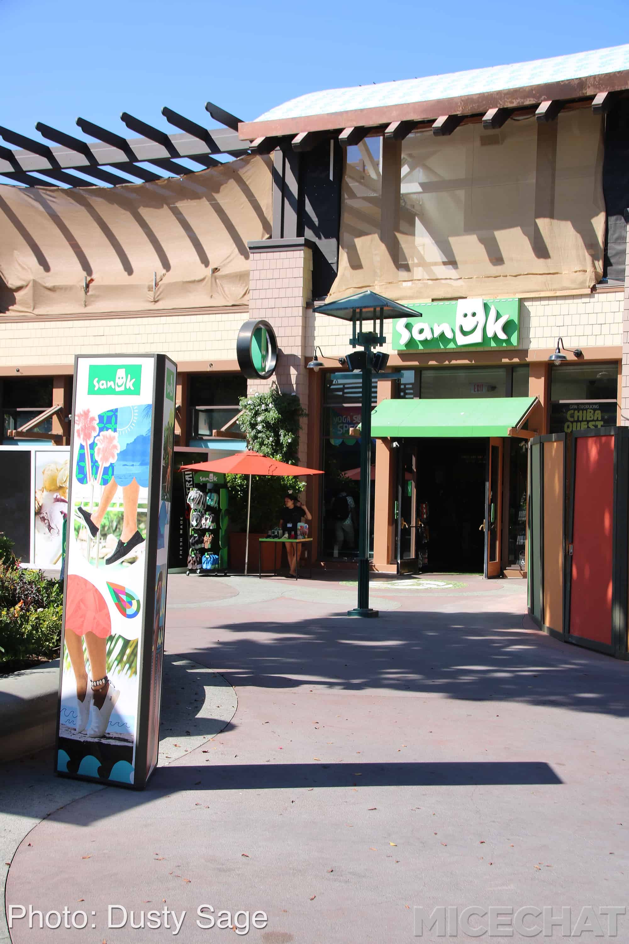 , Disneyland Resort Update – They’ve Come To Suck Your Blood