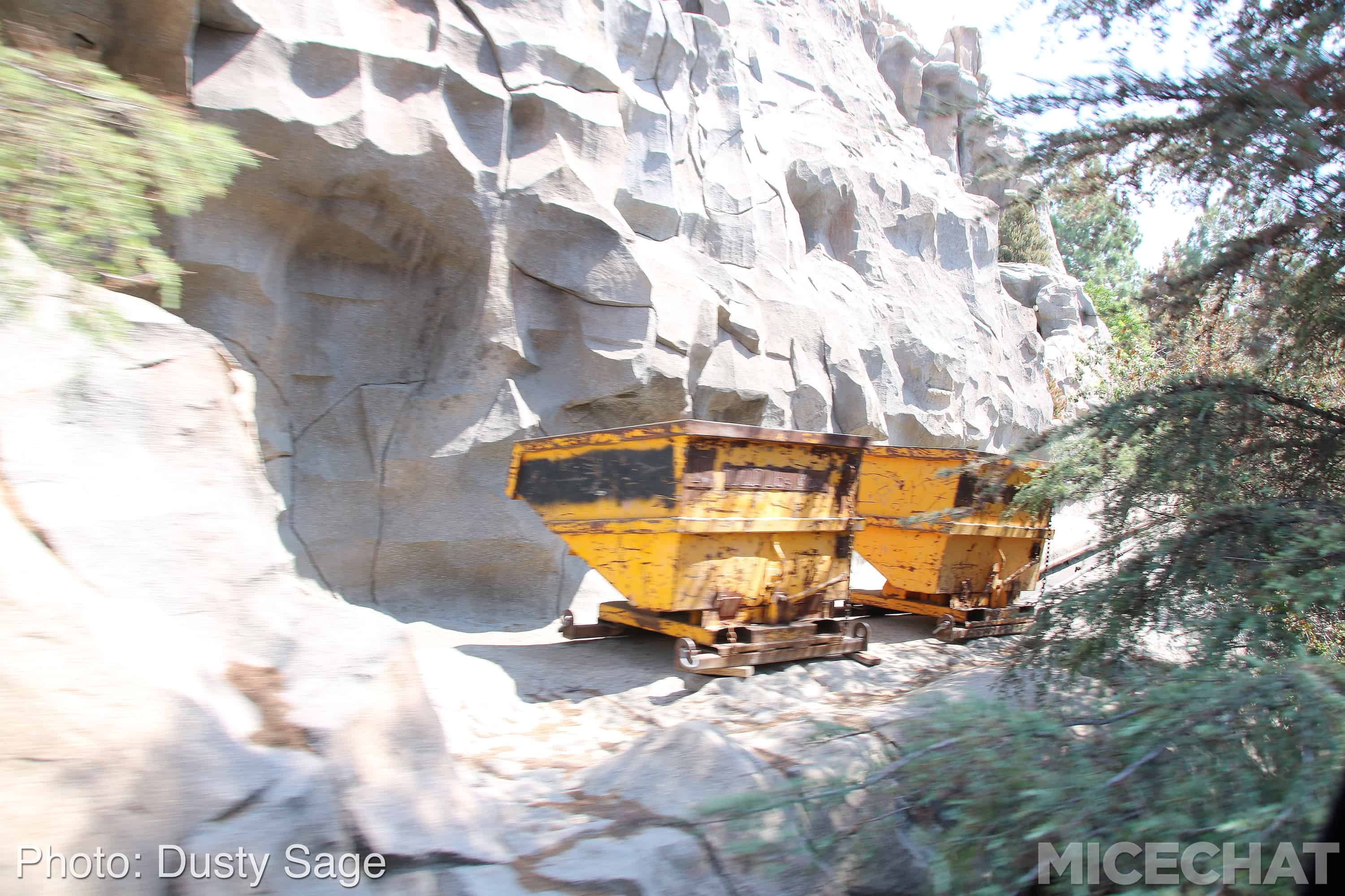, Disneyland Update – Things That Go Bump In The Light