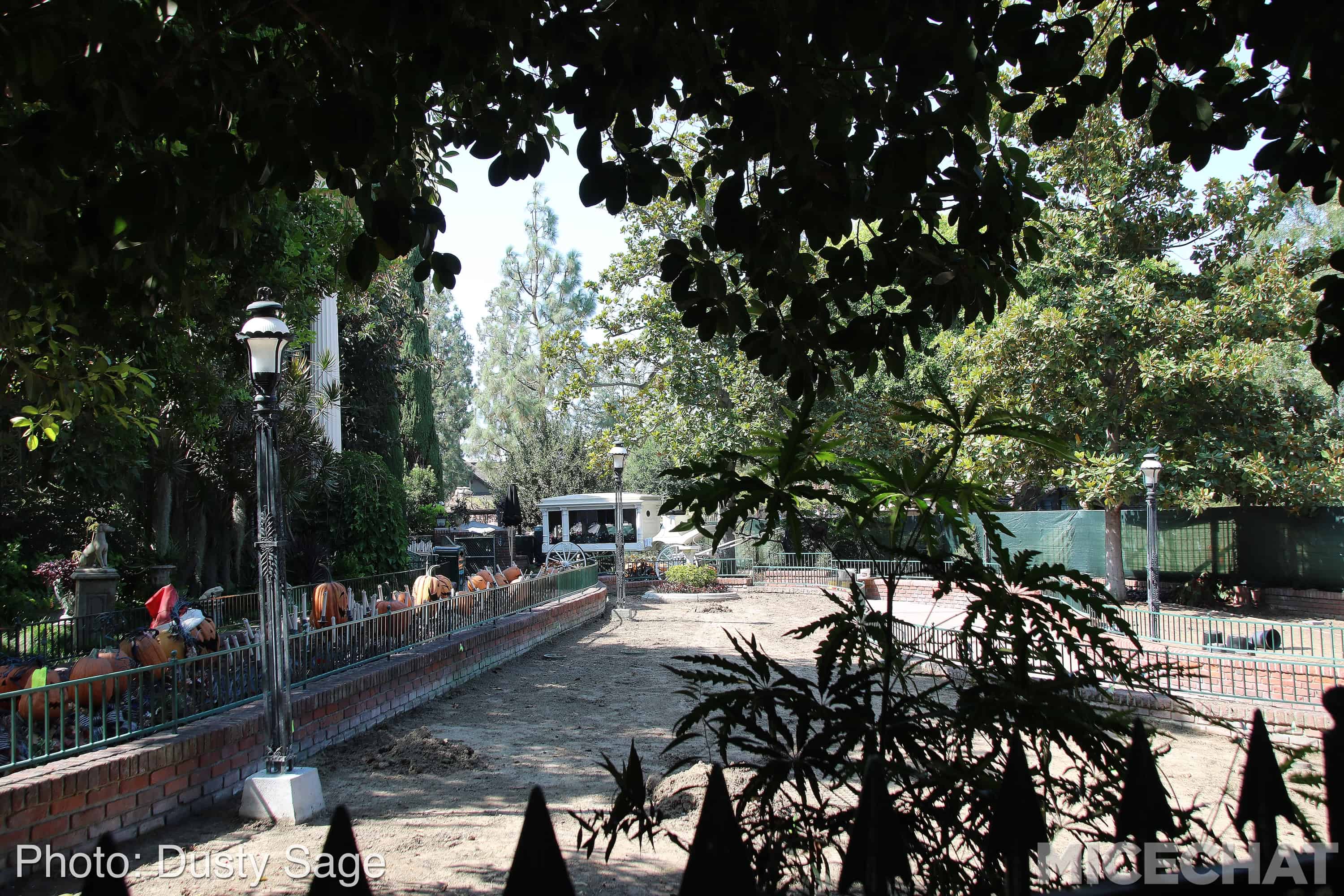 , Disneyland Update – Things That Go Bump In The Light