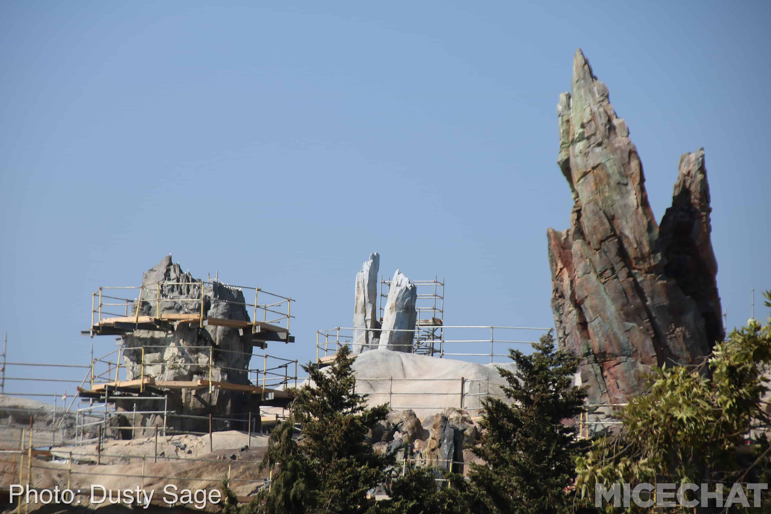 , Disneyland Update – Things That Go Bump In The Light