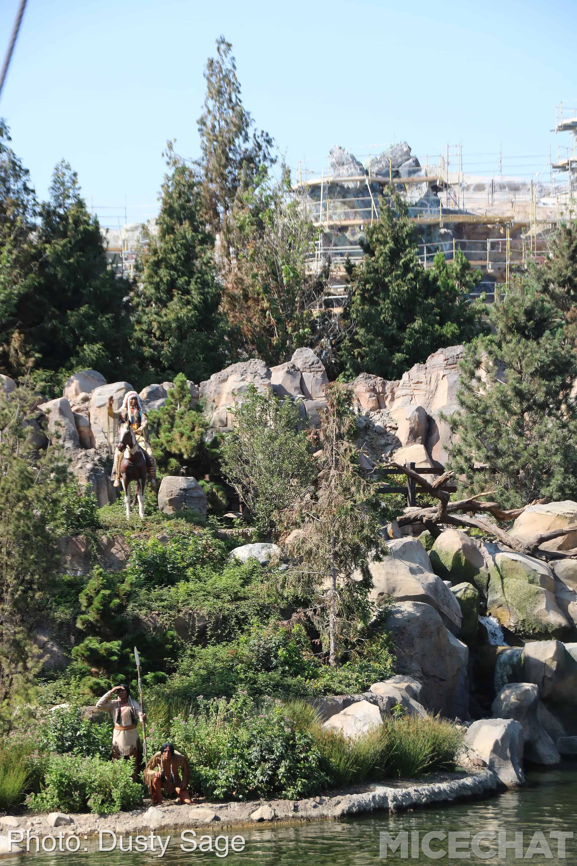 , Disneyland Update – Things That Go Bump In The Light