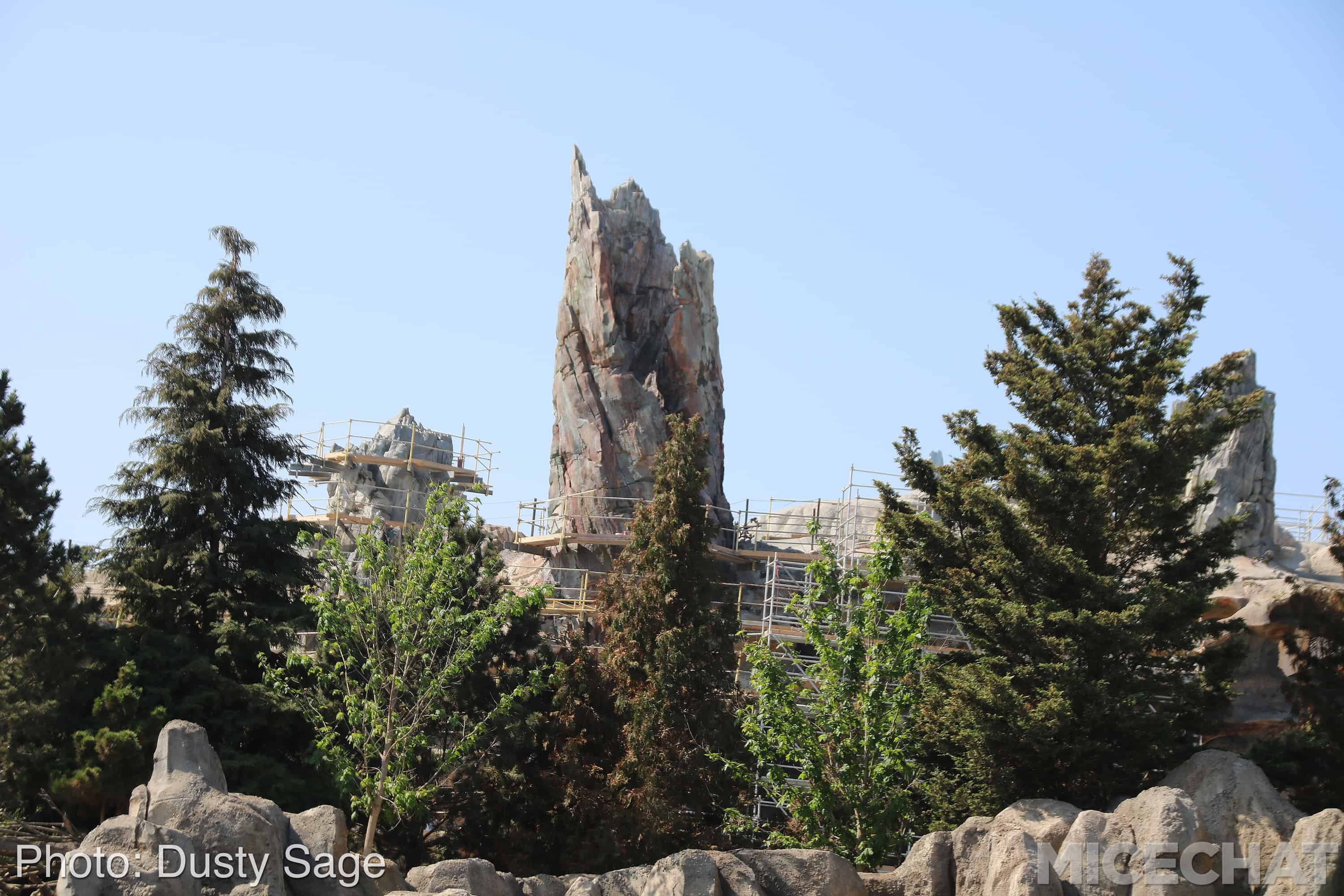 , Disneyland Update – Things That Go Bump In The Light