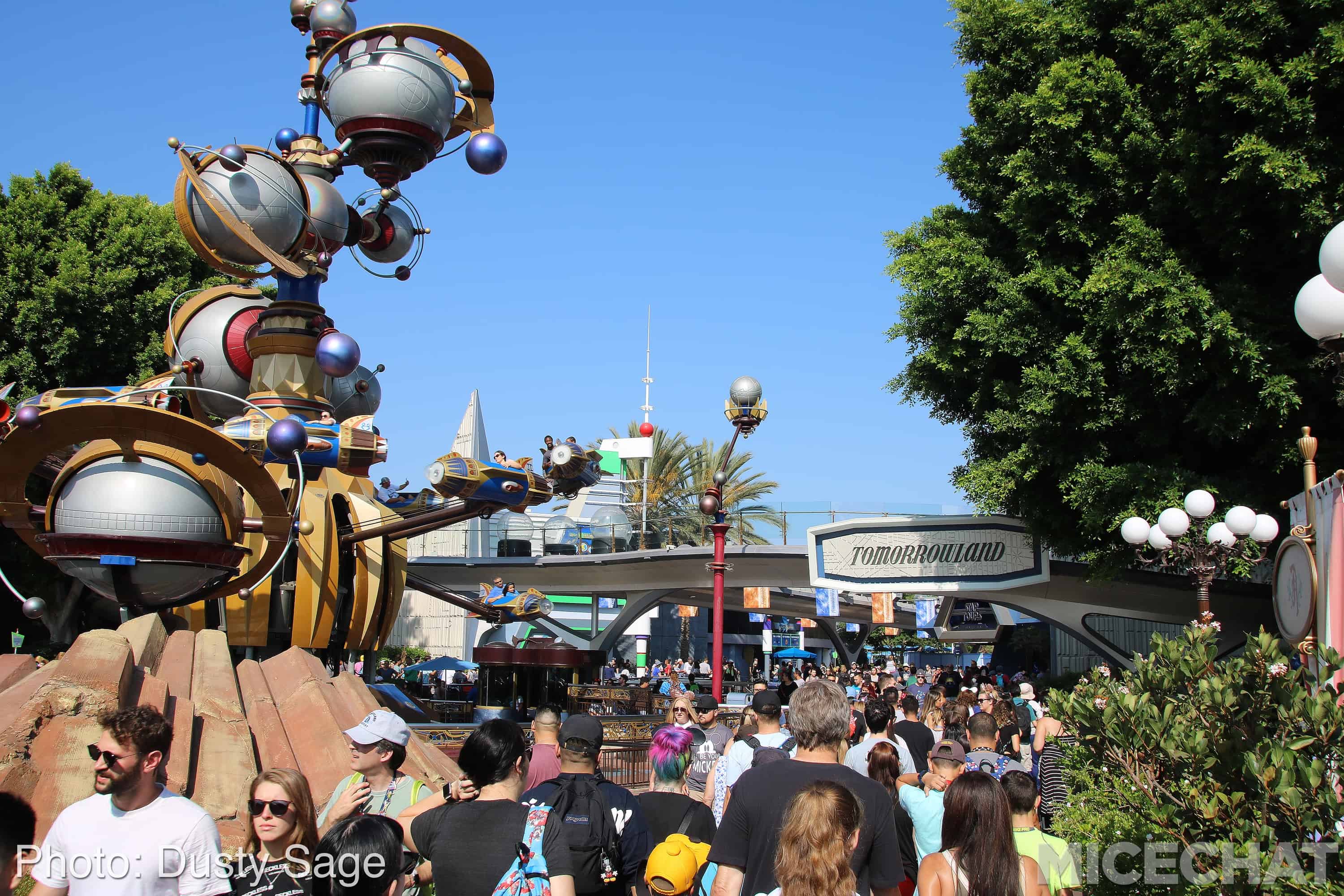 , Disneyland Update – Things That Go Bump In The Light