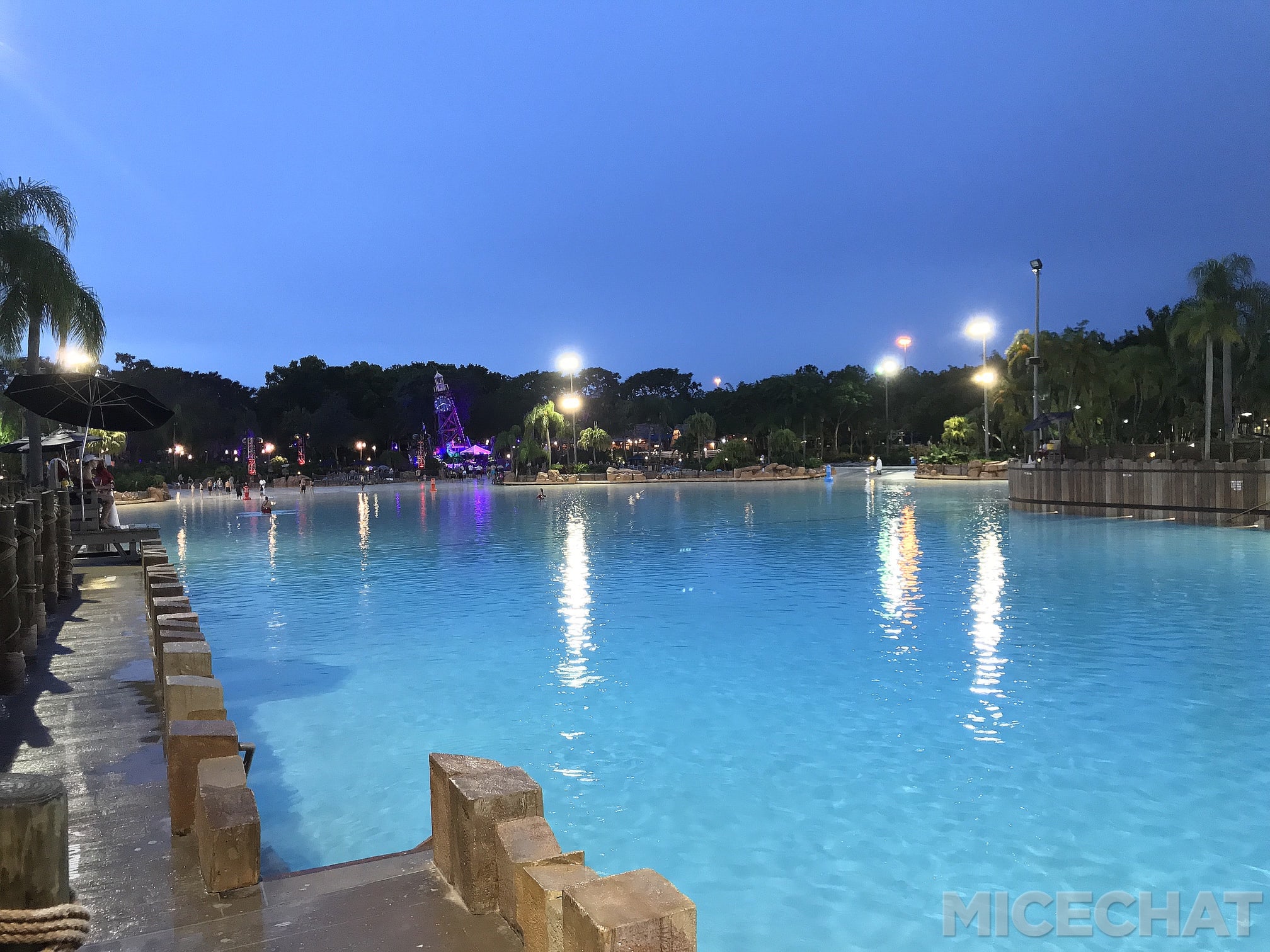 , Typhoon Lagoon Offers Special H2O Glow Nights