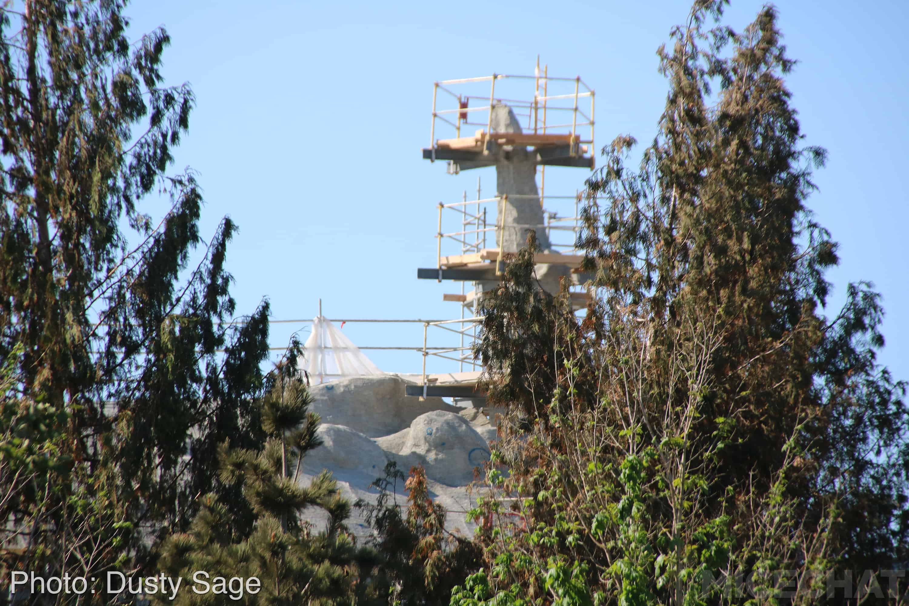 , Disneyland Update – A Million Little Pieces