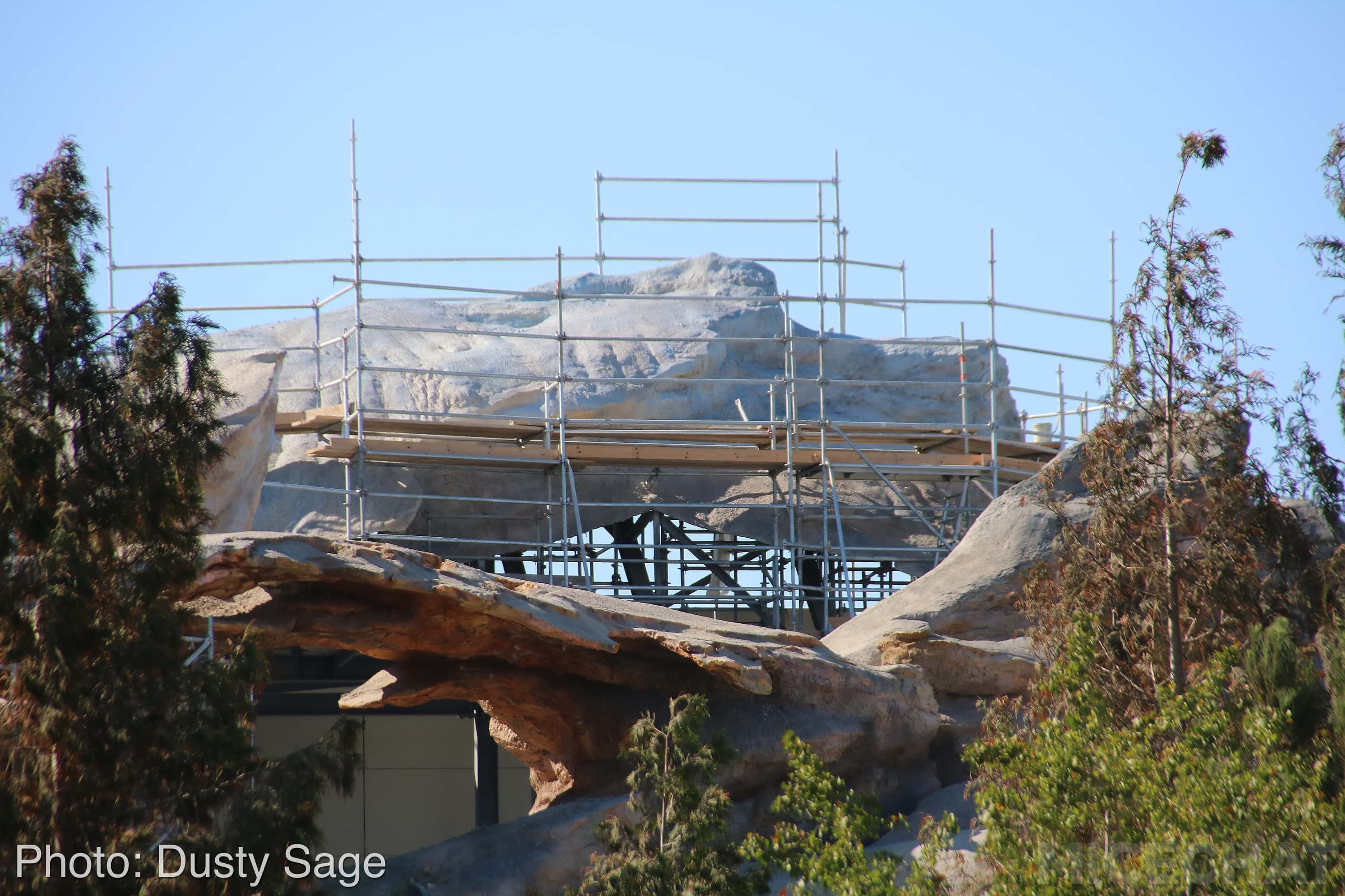 , Disneyland Update – A Million Little Pieces
