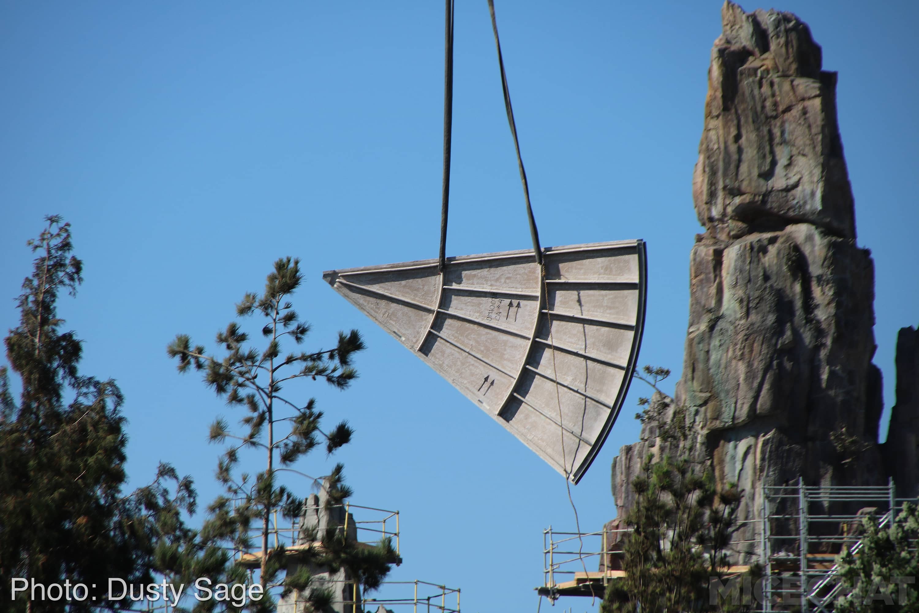 , Disneyland Update – A Million Little Pieces