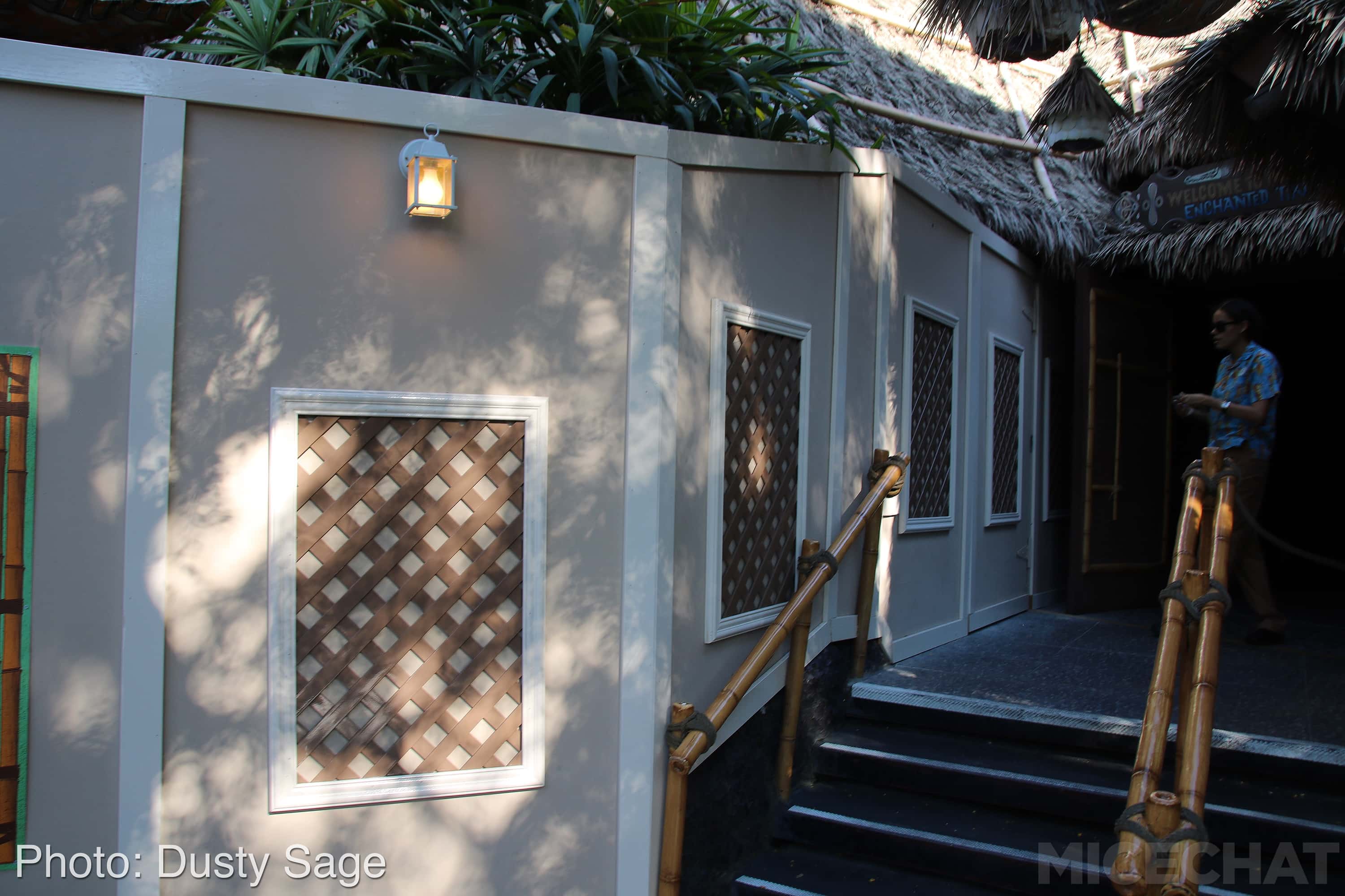 , Disneyland Update – A Million Little Pieces