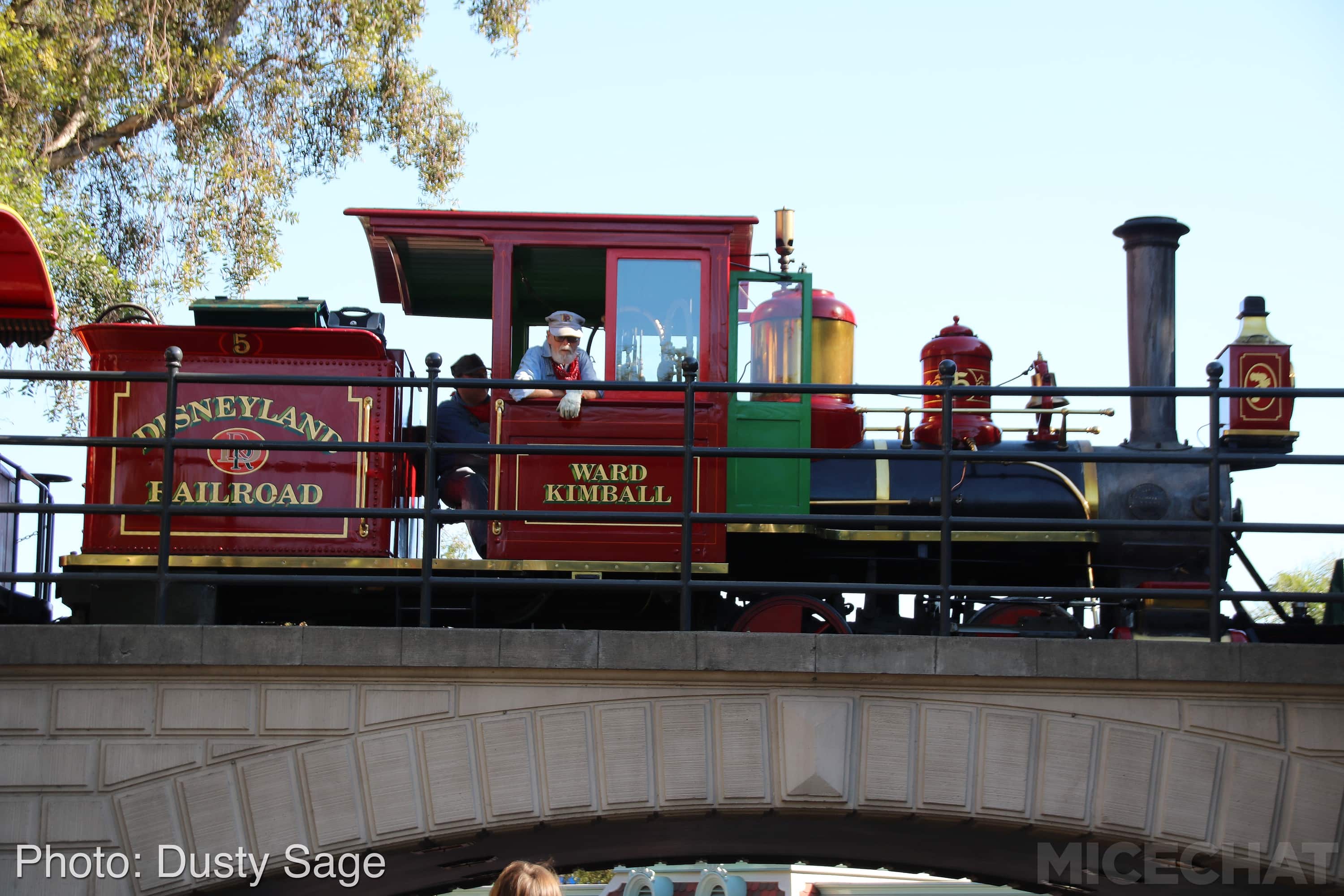 , Disneyland Update – A Million Little Pieces
