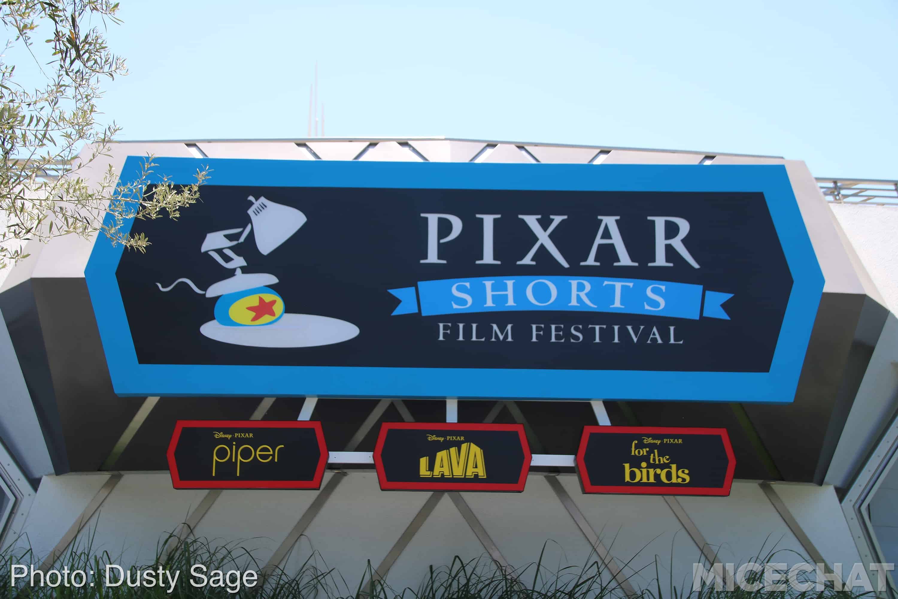 , Disneyland Update – A Million Little Pieces