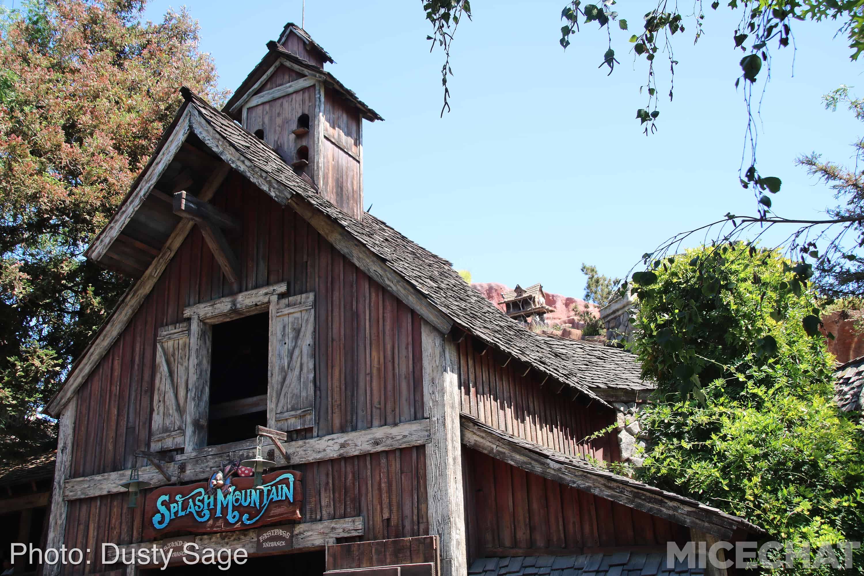 , Disneyland Update – A Million Little Pieces
