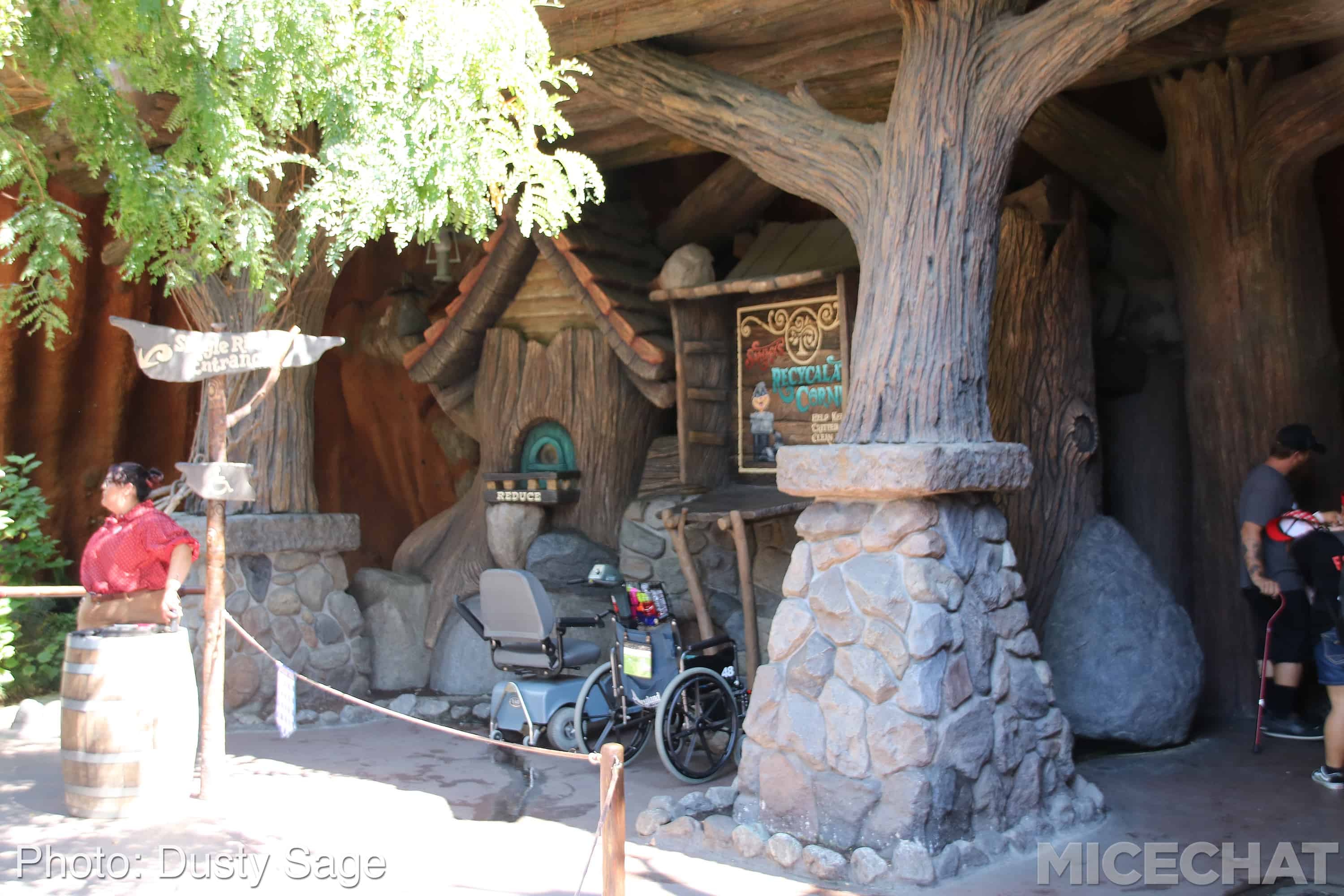 , Disneyland Update – A Million Little Pieces
