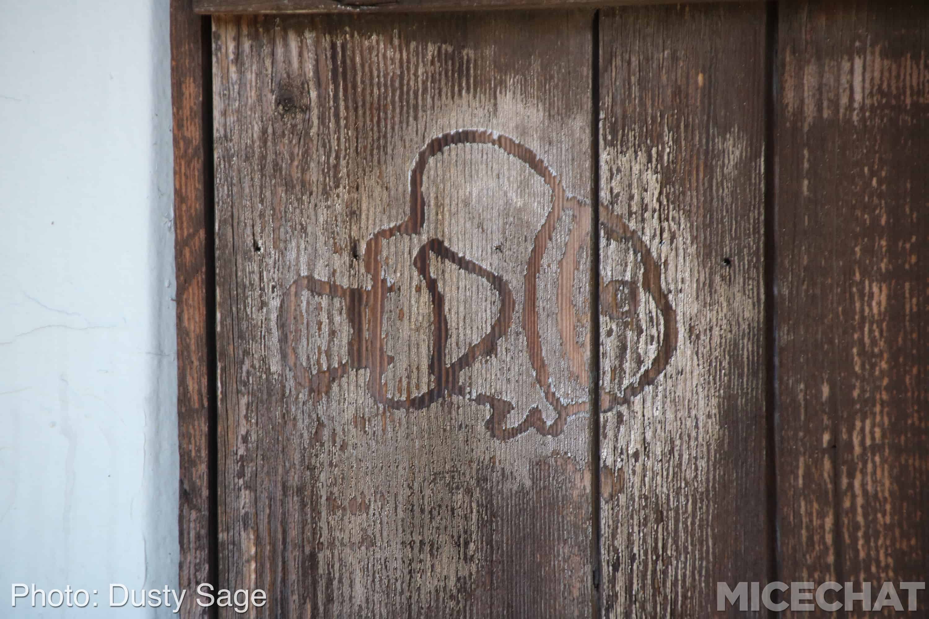 , Disneyland Update – A Million Little Pieces
