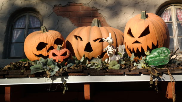 , Knott’s Berry Farm Update – It’s Monster Season