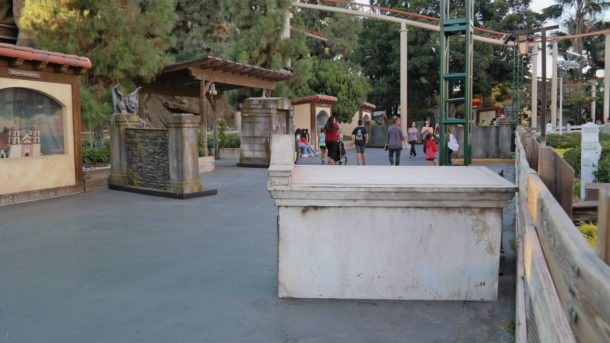 , Knott’s Berry Farm Update – It’s Monster Season