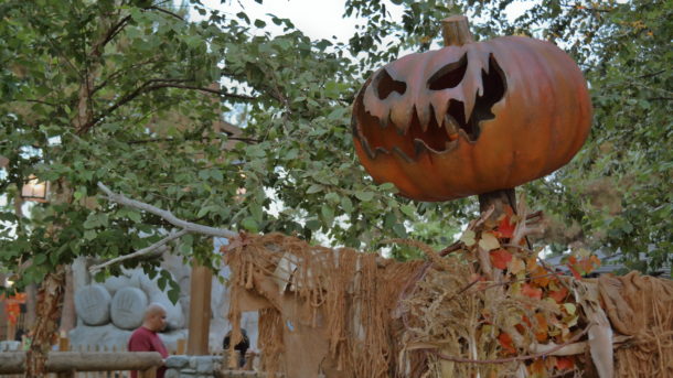 , Knott’s Berry Farm Update – It’s Monster Season