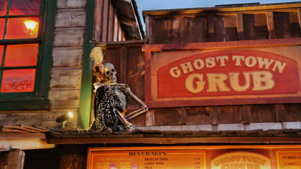 , Knott’s Berry Farm Update – It’s Monster Season