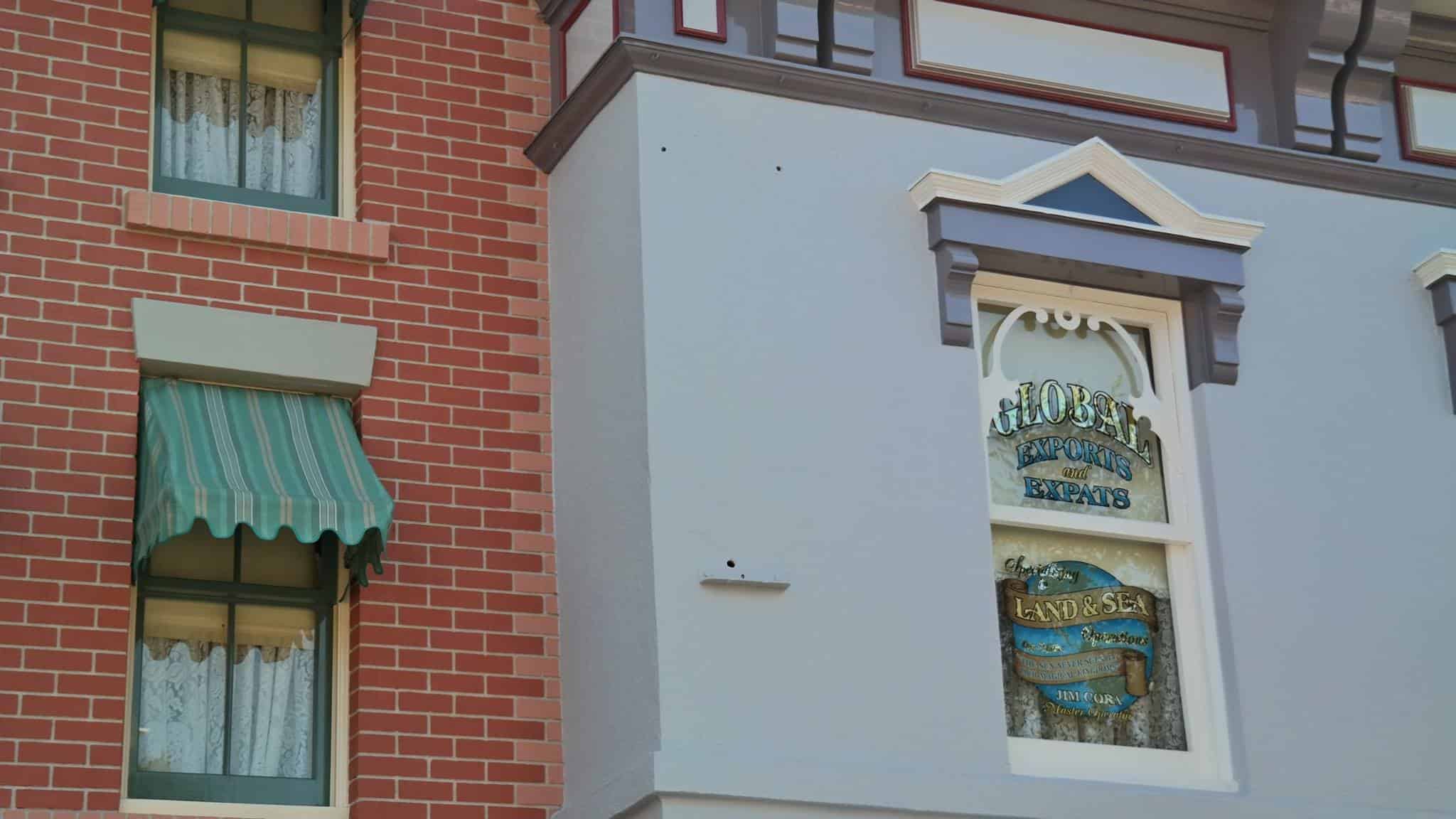 , Disneyland Update – Fall in Line