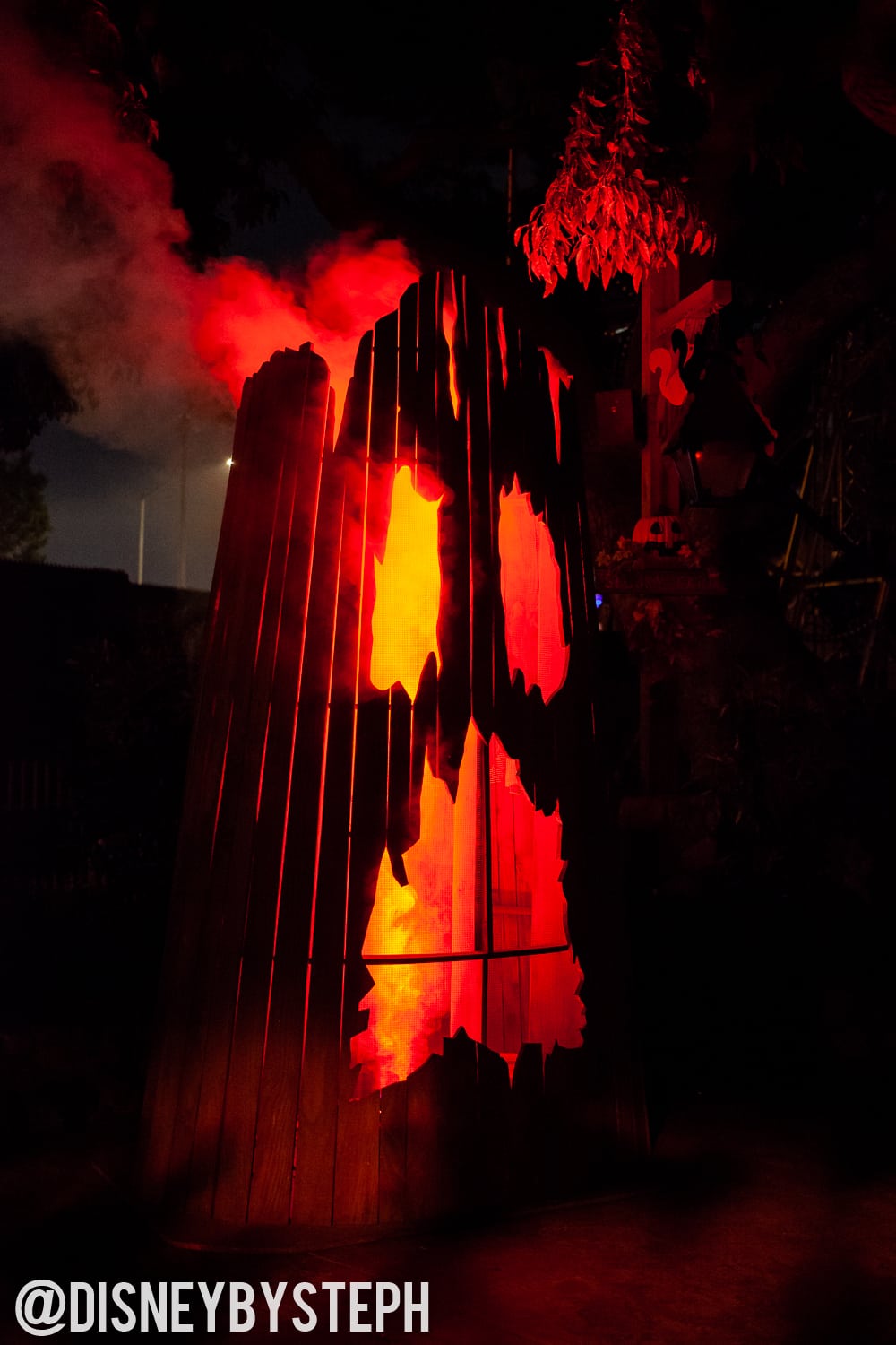 , Brave the Fog at Knott&#8217;s Scary Farm 2019